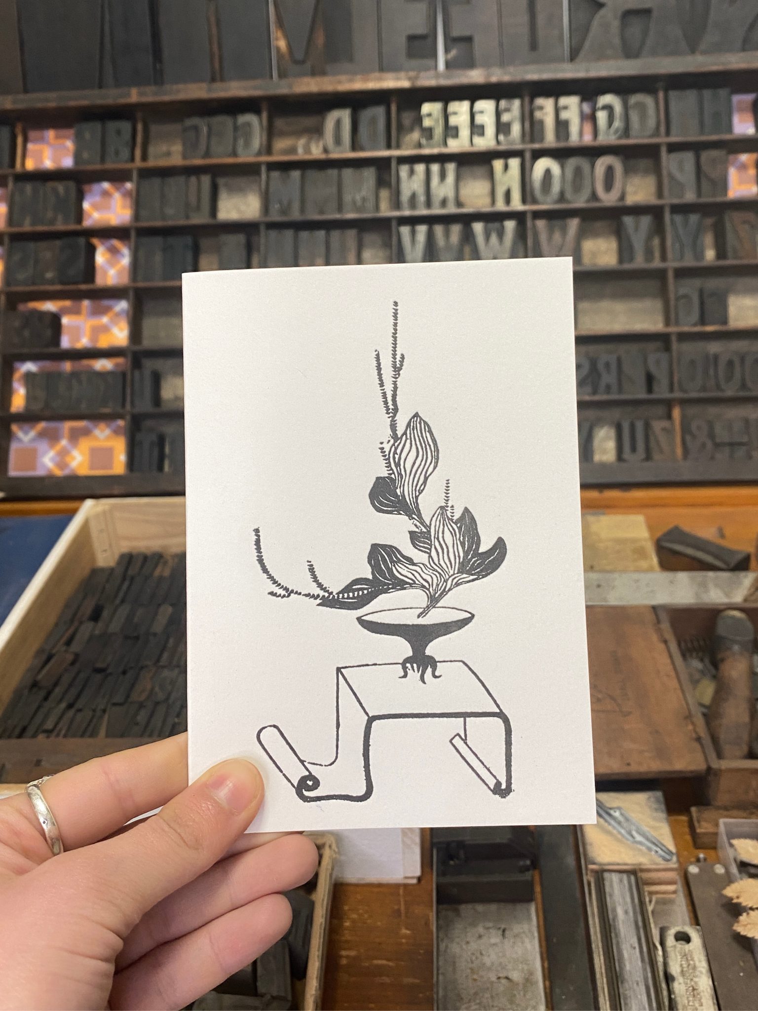 Ikebana-139 Ikebana Black